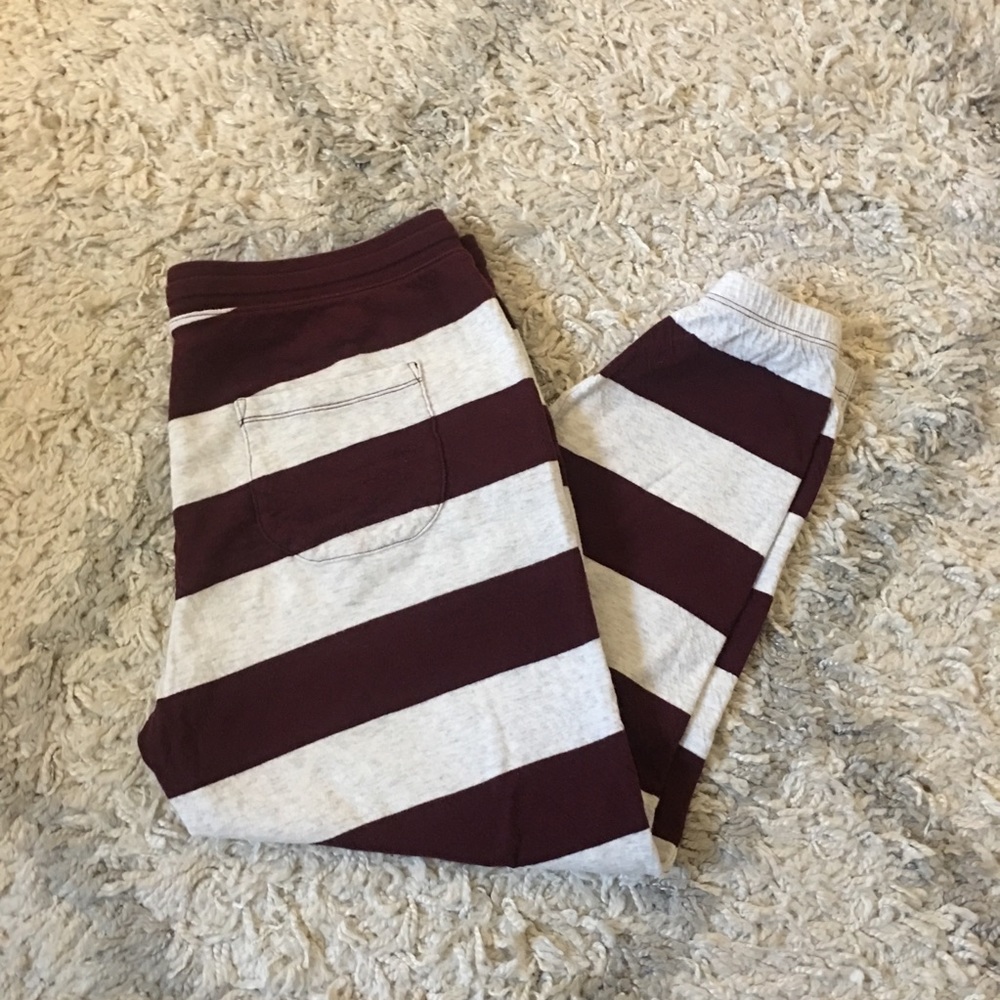 GAP sweatpants. Men’s Large. Maroon/Grey. - Picture 3 of 4